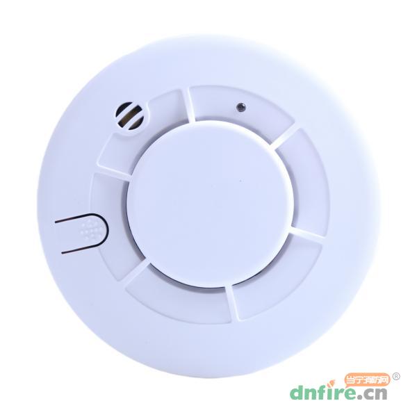 JTY-GD-T12点型光电感烟火灾探测器 开关量输出 继电器输出,三江,点型感烟火灾探测器