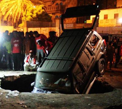 巴基斯坦一足球场发生爆炸 至少11名儿童死亡