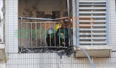 西安一高层21楼住户突发天然气泄漏爆燃事故