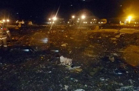 俄罗斯波音737客机坠毁 50名乘客罹难