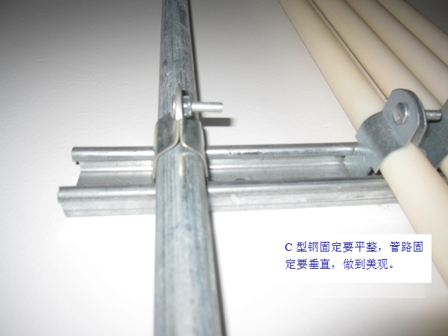 采样管安装固定示意图