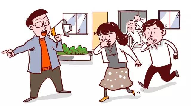 要加强消防宣传教育和培训，组织灭火和应急疏散演练