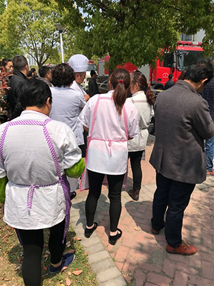 江苏盐城工学院食堂着火