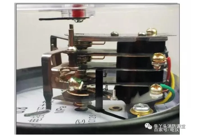电接点压力表工作原理及检定接线方法